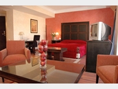 Hotel business 05.jpg